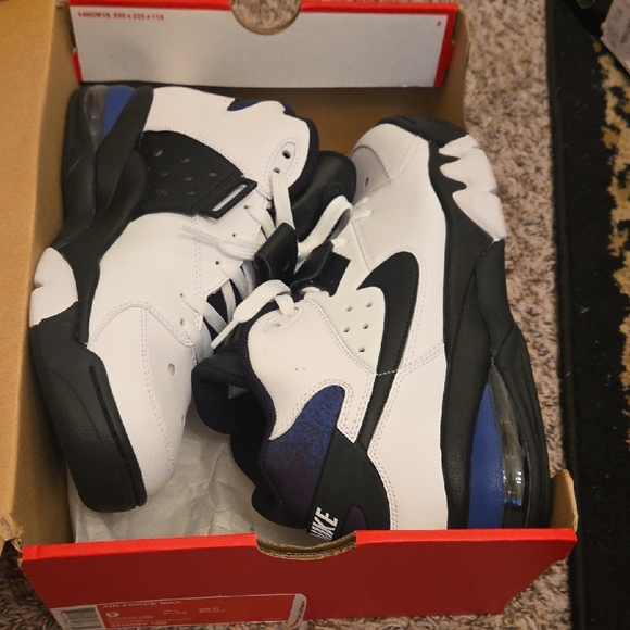 Nike Mens Air Force Max White Black Sneakers - Picture 9 of 9